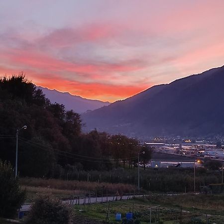 Pisolo Selvaggio Apartment Tirano Bagian luar foto