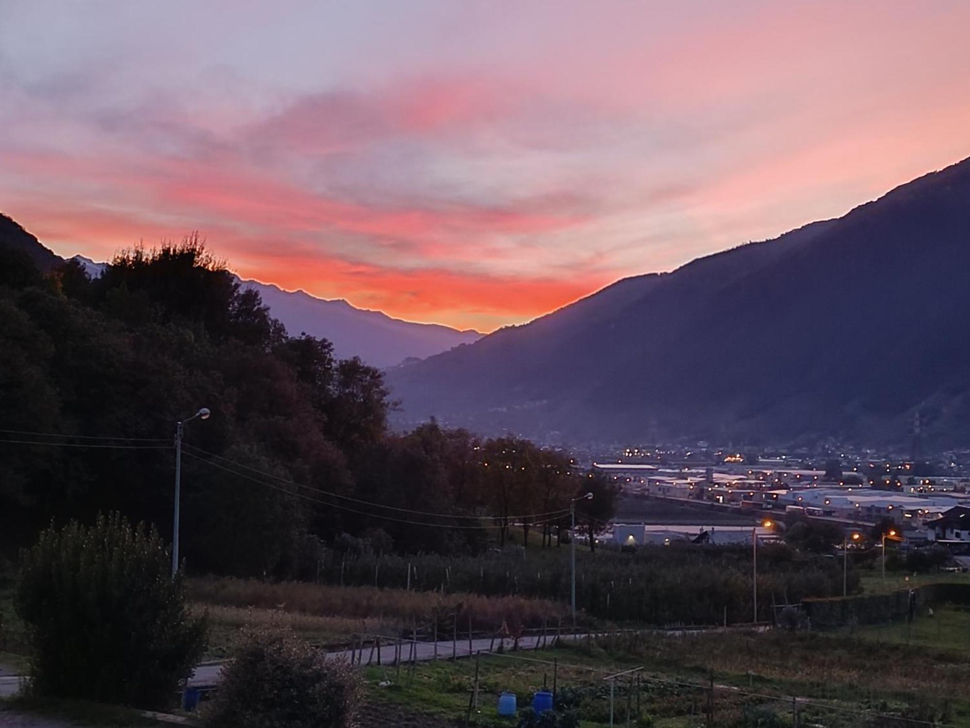 Pisolo Selvaggio Apartment Tirano Bagian luar foto
