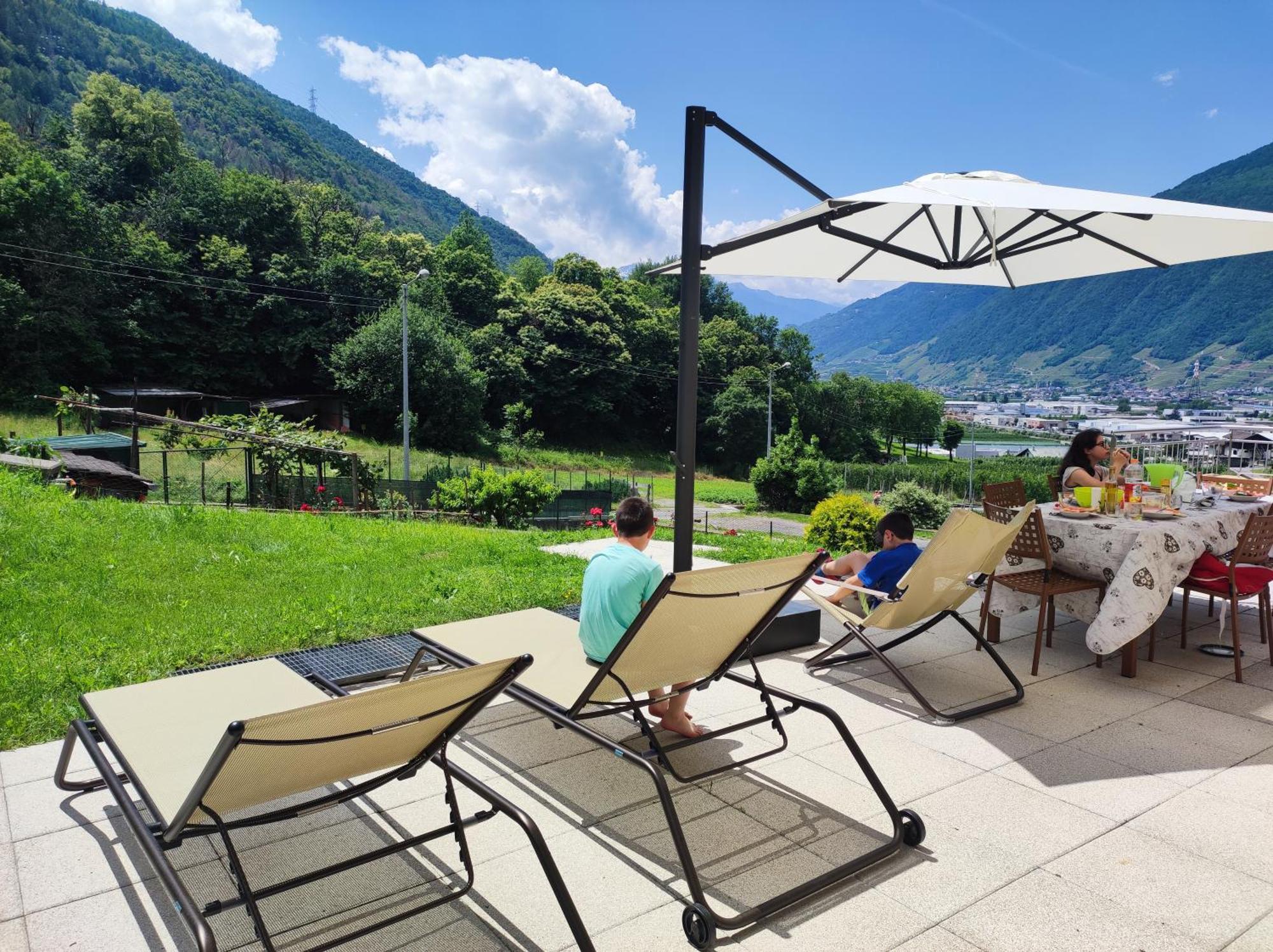 Pisolo Selvaggio Apartment Tirano Bagian luar foto