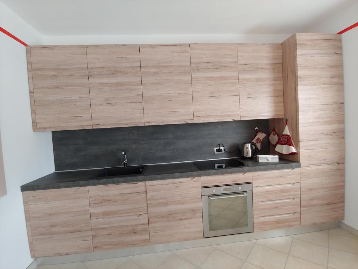 Pisolo Selvaggio Apartment Tirano Bagian luar foto